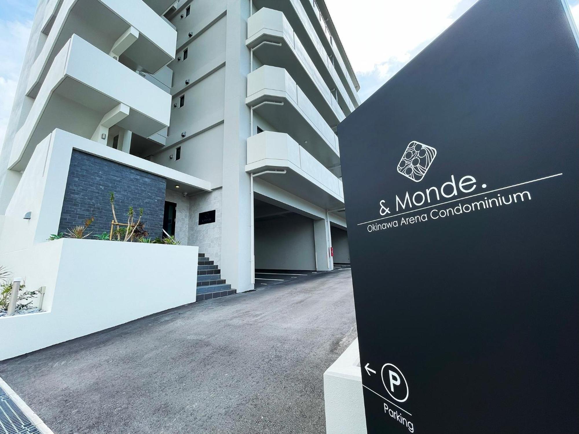 ＆Monde. Okinawa Arena Condominium Luaran gambar