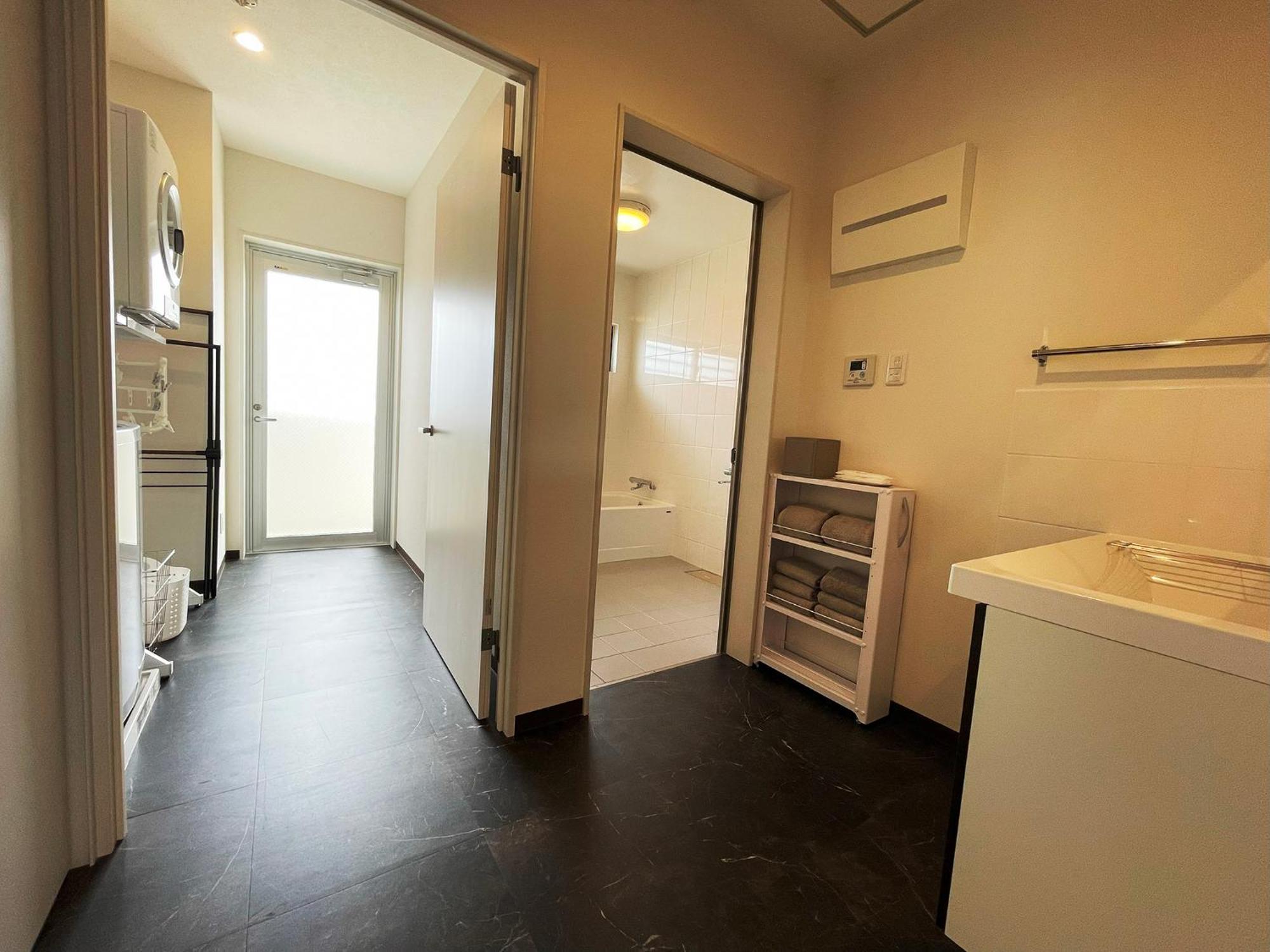 ＆Monde. Okinawa Arena Condominium Luaran gambar